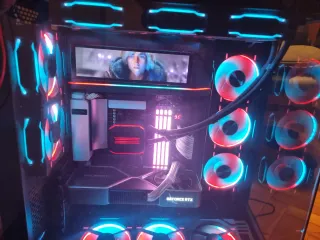 PC Gaming con luces RGB