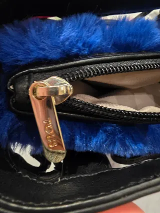 Bolso Tous azul pelo con neceser