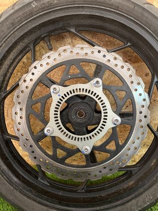 Llanta Delantera Kawasaki Z125 2024