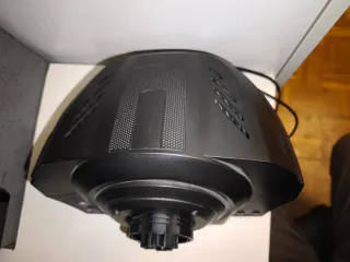 Base Thrustmaster T300 averiada