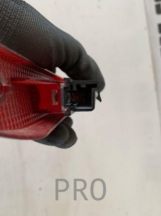 Luz de freno central Ford Focus usado