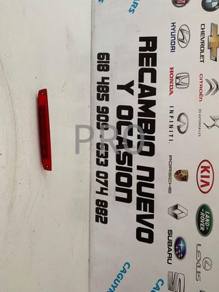 Luz de freno central Ford Focus usado