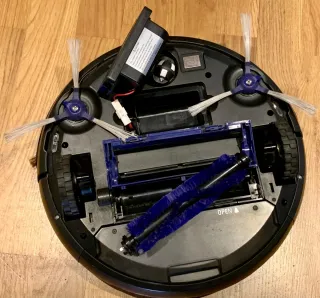 Robot Rowenta Smart Force Essential Aqua