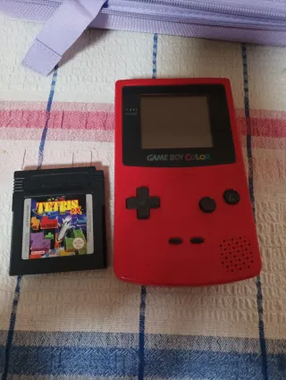 Nintendo Game Boy Color Roja + Tetris DX