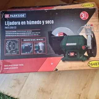 Lijadora Parkside PNTS 250 C2