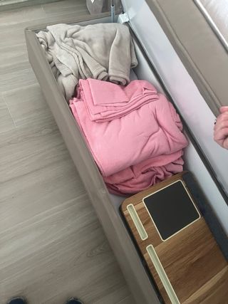 Banco con almacenaje beige/marrón