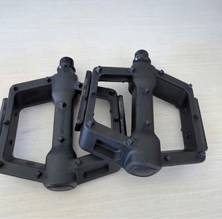 Pack Bici: Pedales, Luces y Timbre