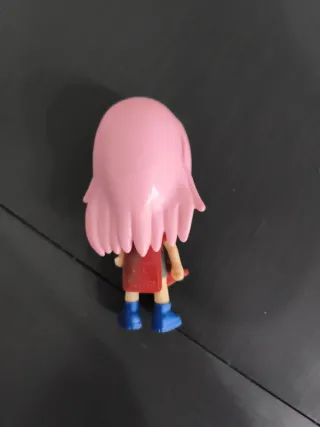 Cambio Figura Sakura Burger King. Por la de NARUTO