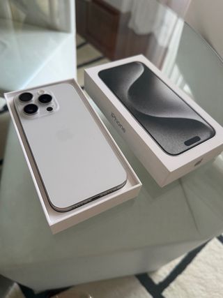 iPhone 15 Pro Titanio Blanco 256GB