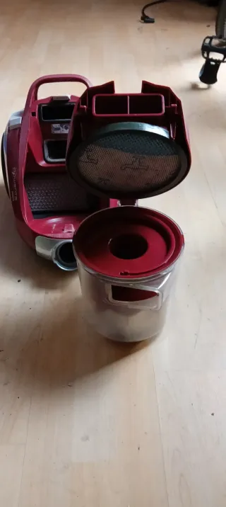 Aspirador Rowenta Compact Power XXL