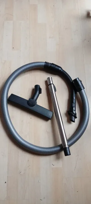 Aspirador Rowenta Compact Power XXL