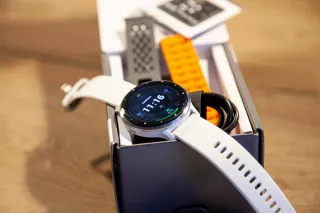 Reloj Garmin Venu 3 GPS Plata/Blanco