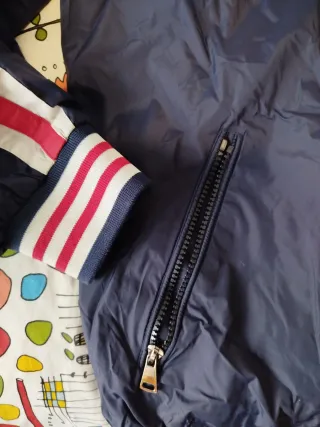 Chaqueta Gant Azul Marino Talla XL, talla poco