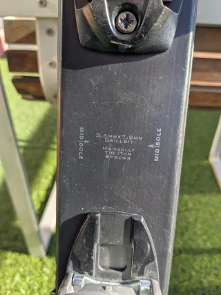 Esquís K2 INDY 124cm y Bastones LEKI