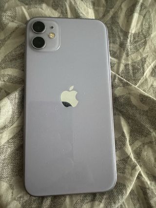 iPhone 11 64GB Morado
