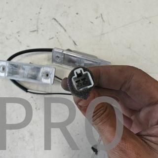 LUZ MATRICULA CHEVROLET EPICA NUEVO 95383431
