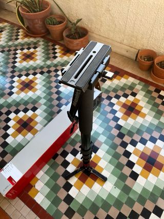 Monopie Manfrotto 562-B1