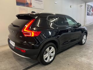 Volvo XC40 2.0 B3 G Core Auto