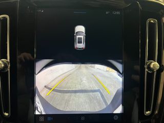 Volvo XC40 2.0 B3 G Core Auto