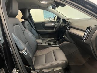 Volvo XC40 2.0 B3 G Core Auto