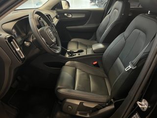 Volvo XC40 2.0 B3 G Core Auto