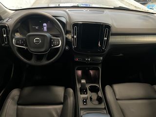Volvo XC40 2.0 B3 G Core Auto