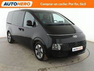 Hyundai Staria 2.2 CRDi Style 4WD