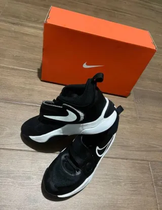 Zapatillas Nike Baloncesto Niño Talla 35