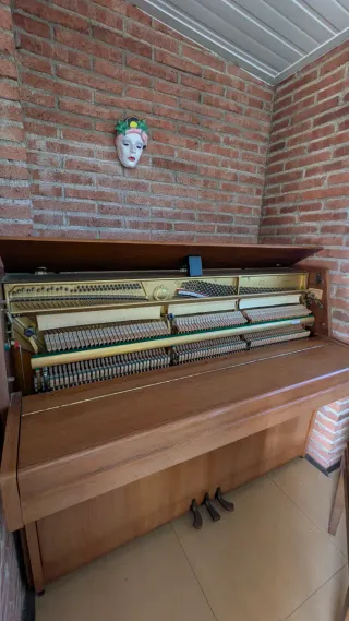 Piano Vertical Yamaha 3263180