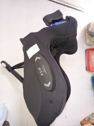 Silla de auto Axkid Move contramarcha hasta 4 años
