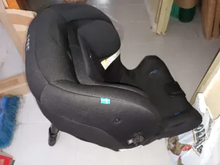 Silla de auto Axkid Move contramarcha hasta 4 años