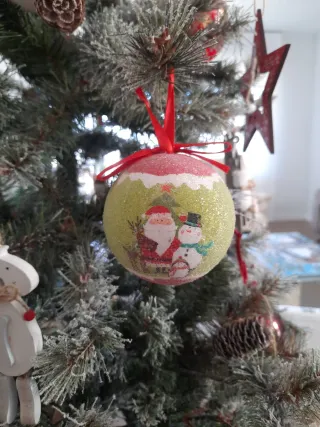 Set bolas árbol Navidad: 7 lisas y 7 escarchadas