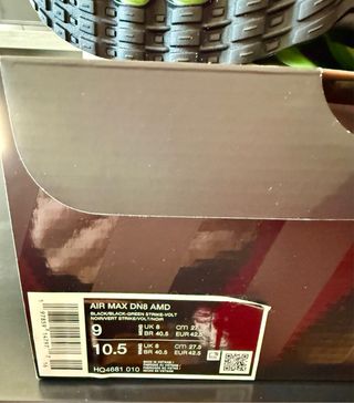 Nike Air Max DN8 AMD Verde/Negro Talla 42,5