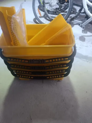 4 Cubos de Fregona Amarillos