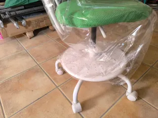 Silla de escritorio juvenil verde