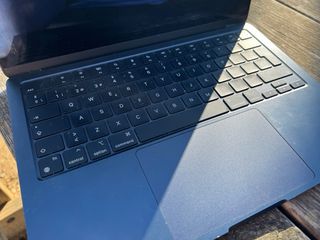 MacBook Air M2 2022 Negro