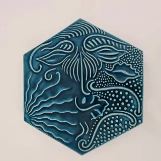 Azulejo Hexagonal inspirado en Gaudí