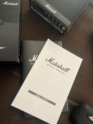 Auriculares Marshall Motif A.N.C. Negro