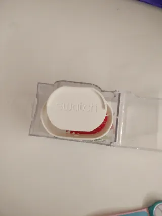 Orologio Swatch rosa e turchese