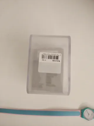 Orologio Swatch rosa e turchese