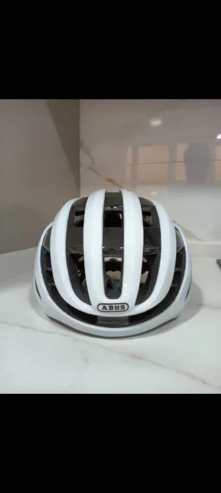 Casco ABUS Airbreaker Blanco