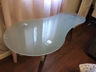 Mesa de cristal moderna