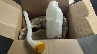 Botella Limpiaparabrisas Renault/Mercedes NUEVA