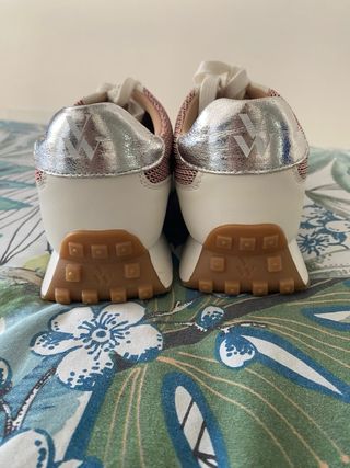 Zapatillas Vanessa Wu Talla 40