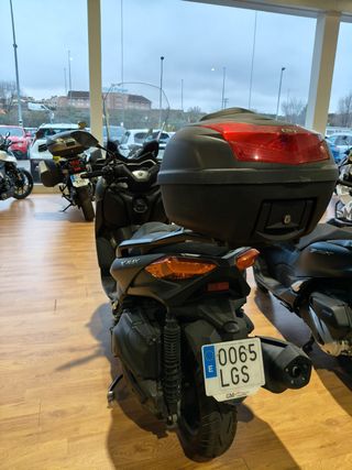 YAMAHA XMAX 400 A2