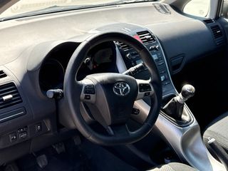Toyota Auris 2.0d 1dueño