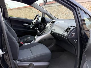 Toyota Auris 2010 1dueño 2.0diesel