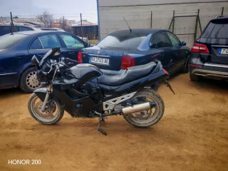 Suzuki GSX 750 F Moto