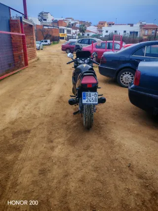 Suzuki GSX 750 F Moto