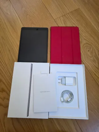 iPad 9ª Gen (2021) Gris con funda